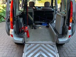 Grau Gebraucht 2006 Renault Kangoo Van / Kleinbus | 6.789 € (Teuer)