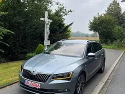 Silber Gebraucht 2018 Skoda Superb LAURIN & KLEMENT Kombi | 26.200 € (Teuer)