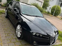 Schwarz Gebraucht 2007 Alfa Romeo 159 Kombi | 3.600 €