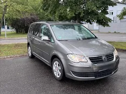 Grau Gebraucht 2008 VW Touran Conceptline Van / Kleinbus | 3.700 € (Fairer Preis)