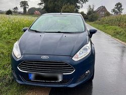 Blau Gebraucht 2016 Ford Fiesta Trend Kleinwagen | 4.700 € (Fairer Preis)
