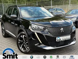 Schwarz Gebraucht 2020 Peugeot 2008 Allure SUV | 15.990 € (Fairer Preis)
