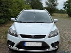 Weiß Gebraucht 2010 Ford Focus Kombi | 3.650 € (Fairer Preis)
