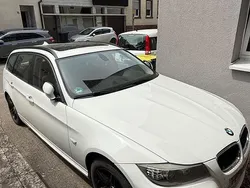 Weiß Gebraucht 2012 BMW 320 Sport Line Kombi | 7.000 € (Superpreis)