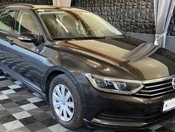 Grau Gebraucht 2019 VW Passat Kombi | 14.490 € (Guter Preis)
