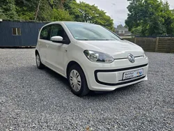 Weiß Gebraucht 2015 VW up! move up! Kleinwagen | 5.799 € (Fairer Preis)