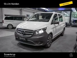 Weiß Gebraucht 2023 Mercedes Vito Van / Kleinbus | 41.519 € (Teuer)