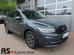 Grau Gebraucht 2022 VW Tiguan Life SUV | 20.990 € (Fairer Preis)