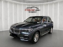 Arktikgrau brillanteffekt Gebraucht 2020 BMW X5 Sport Line SUV | 36.550 €