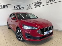 Fantastic red tc Gebraucht 2024 Ford Focus Titanium Kombi | 21.770 € (Guter Preis)