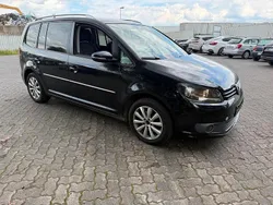 Schwarz Gebraucht 2015 VW Touran Van / Kleinbus | 4.900 € (Superpreis)