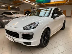 Weiß Gebraucht 2016 Porsche Cayenne S SUV | 44.190 € (Teuer)