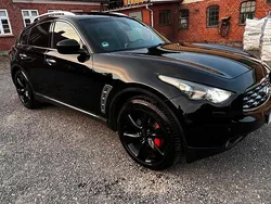 Schwarz Gebraucht 2012 Infiniti Fx30 SUV | 12.999 € (Etwas zu teuer)