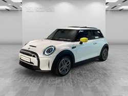 Weiß Gebraucht 2023 Mini Cooper SE Kleinwagen | 23.409 € (Etwas zu teuer)