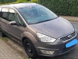 Beige Gebraucht 2013 Ford Galaxy Van / Kleinbus | 4.400 € (Fairer Preis)