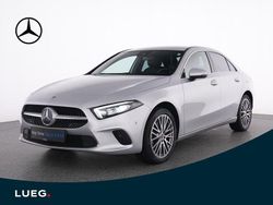 Silber Gebraucht 2022 Mercedes A250 Progressive Limousine | 27.875 € (Fairer Preis)