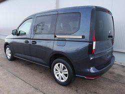 Starlightblau metallic Neu 2025 VW Caddy Basis Van / Kleinbus | 32.668 € (Superpreis)