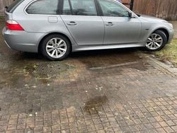 Grau Gebraucht 2004 BMW 535 Kombi | 5.300 € (Guter Preis)