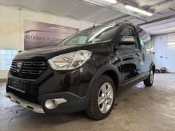 Schwarz Gebraucht 2021 Dacia Dokker Stepway Van | 10.490 € (Superpreis)