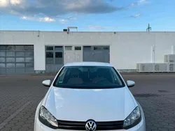 Weiß Gebraucht 2009 VW Golf VI Sport Kombi | 4.700 € (Etwas zu teuer)