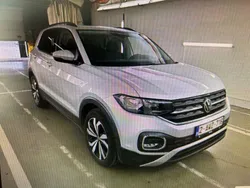 Reflexsilber metallic Gebraucht 2021 VW T-Cross Active SUV | 15.330 €