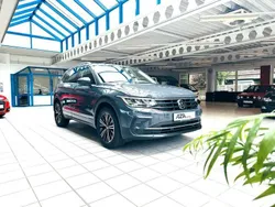 Grau Gebraucht 2023 VW Tiguan SUV | 32.990 € (Fairer Preis)