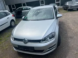 Silber Gebraucht 2015 VW Golf VII LOUNGE Limousine | 6.999 € (Fairer Preis)
