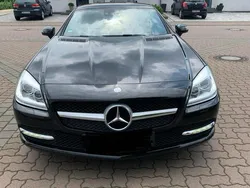 Schwarz Gebraucht 2011 Mercedes SLK200 Cabrio | 13.300 € (Fairer Preis)