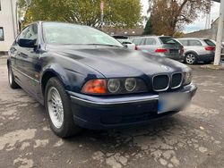 Blau Gebraucht 1997 BMW 520 Limousine | 1.590 € (Fairer Preis)