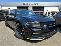 Pitch black Gebraucht 2024 Dodge Charger Limousine | 59.800 €