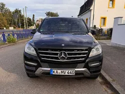 Schwarz Gebraucht 2011 Mercedes ML350 Edition 1 SUV | 15.000 € (Teuer)