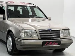 Gold Gebraucht 1995 Mercedes E320 Kombi | 17.990 €