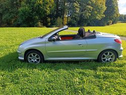 Silber Gebraucht 2003 Peugeot 206 CC Cabrio | 1.200 € (Guter Preis)