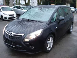 Karbonschw graphitschw midnigh Gebraucht 2016 Opel Zafira Tourer Edition Van / Kleinbus | 6.900 € (Superpreis)