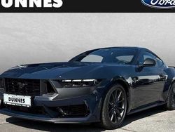 Blue ember metallic Neu 2025 Ford Mustang Dark Horse Coupé | 69.481 € (Etwas zu teuer)