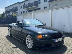 Schwarz Gebraucht 2002 BMW 320 Cabriolet M Sport Cabrio | 7.000 € (Teuer)