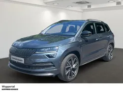 Grau Gebraucht 2021 Skoda Karoq SportLine SUV | 32.990 € (Fairer Preis)