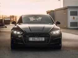 Grau Gebraucht 2018 Audi A5 S-line plus Coupé | 37.900 €