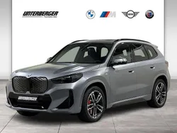 Bmw individual frozen pure gre Neu 2025 BMW iX1 M Sport SUV | 65.990 €