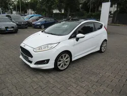 Weiß Gebraucht 2016 Ford Fiesta ST-Line Kleinwagen | 8.500 € (Fairer Preis)