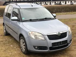 Blau Gebraucht 2009 Skoda Roomster Plus Edition Kombi | 1.600 € (Superpreis)