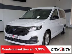 Weiß Gebraucht 2023 Ford Tourneo Titanium Van / Kleinbus | 29.780 € (Fairer Preis)