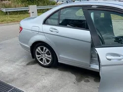 Silber Gebraucht 2008 Mercedes C180 Limousine | 4.500 €