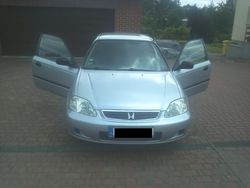 Silber metallic Gebraucht 2001 Honda Civic S Cool Limousine | 2.850 € (Teuer)