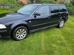 Schwarz Gebraucht 2001 VW Passat Limousine | 2.500 €
