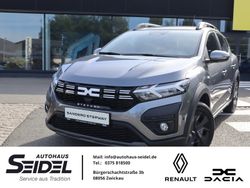 Andere farbe Gebraucht 2022 Dacia Sandero Expression Kleinwagen | 18.740 € (Teuer)