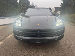 Schwarz Gebraucht 2018 Porsche Cayenne S Chrono SUV | 49.900 € (Guter Preis)