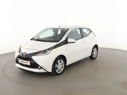 Weiß Gebraucht 2017 Toyota Aygo X-play Kleinwagen | 8.790 € (Etwas zu teuer)