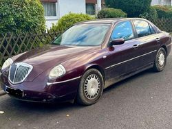 Rot Gebraucht 2001 Lancia Thesis Limousine | 5.900 €