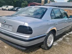 Silber Gebraucht 2000 BMW 730 Limousine | 3.200 €